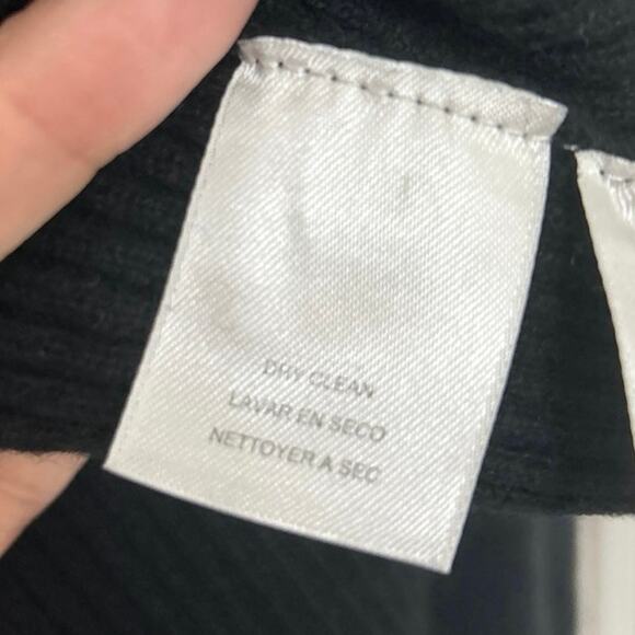 Jones New York Collection Black 100% Cashmere Turtleneck Sweater Lrg Minimalist - Picture 11 of 11